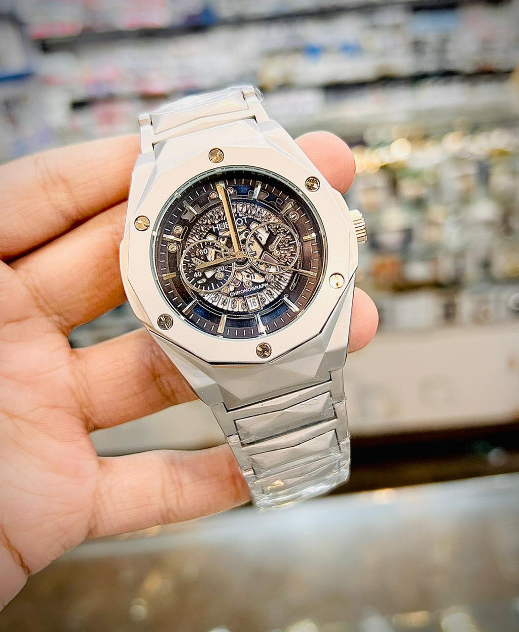 HUBLOT Trending Men's Watch – Date Working | Butterfly Lock | 5 Colours | With Box