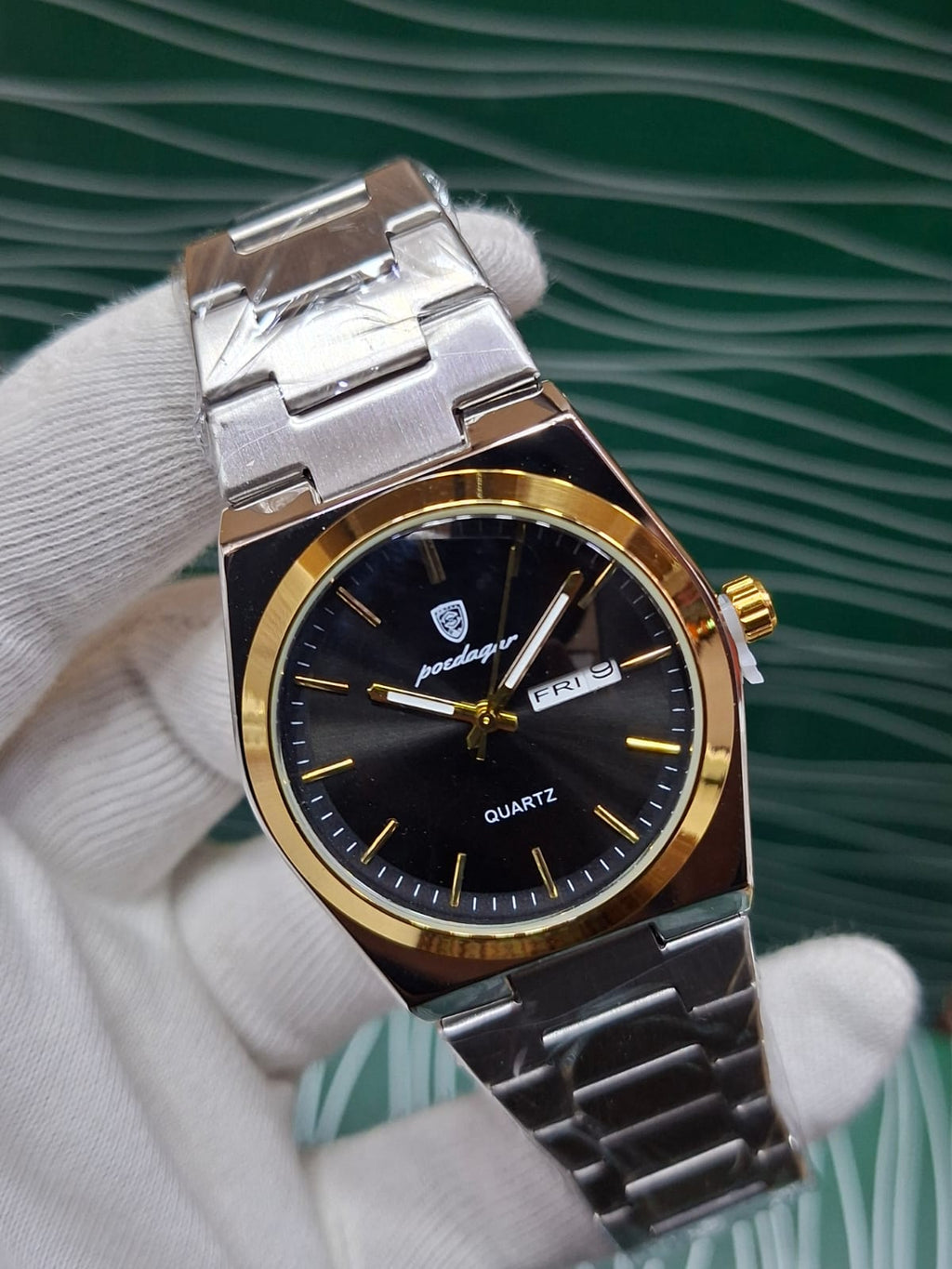 POEDAGAR – Quartz Movement | Day & Date | Butterfly Master Lock | Premium Quality